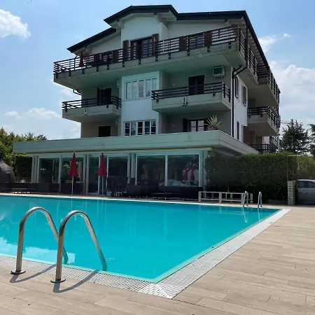 Lejlighedshotel Alexandra Sirmione
