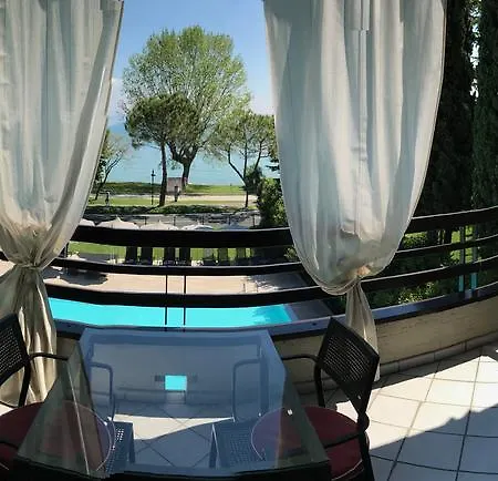 Alexandra Lejlighedshotel Sirmione
