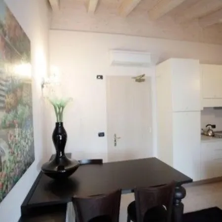 Alexandra Apart-hotel 4*