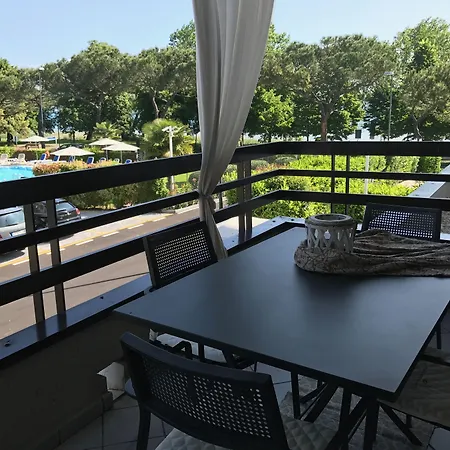 Alexandra Aparthotel