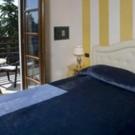 Aparthotel Alexandra Sirmione