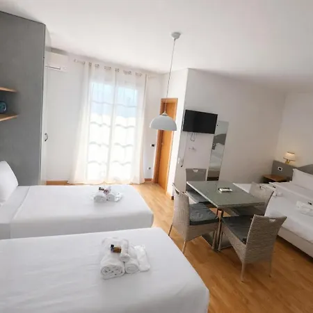 Alexandra 3*